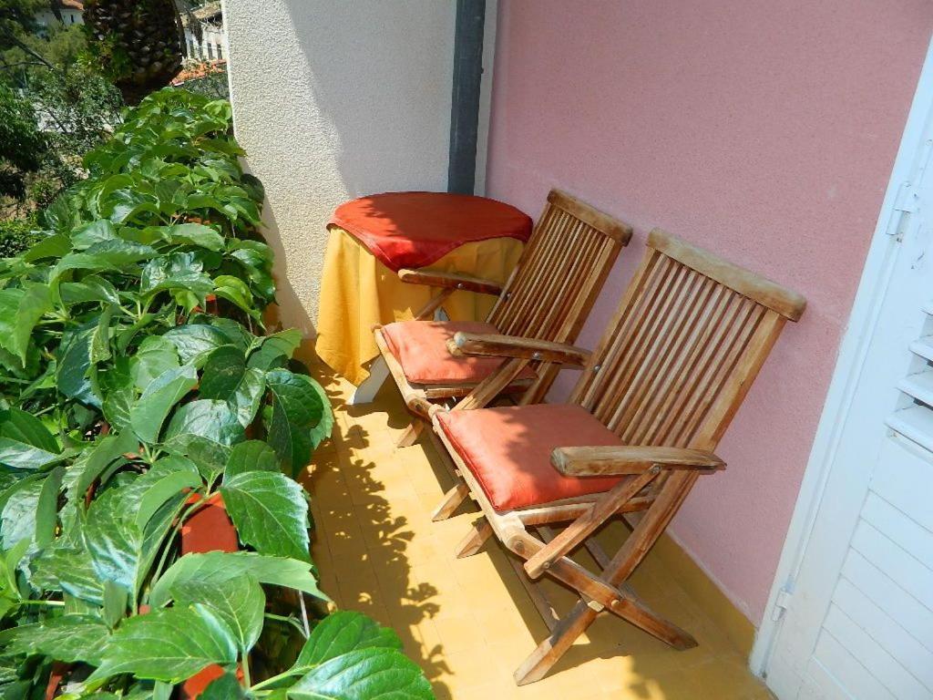 Apartments&Rooms Darinka Vrboska Buitenkant foto