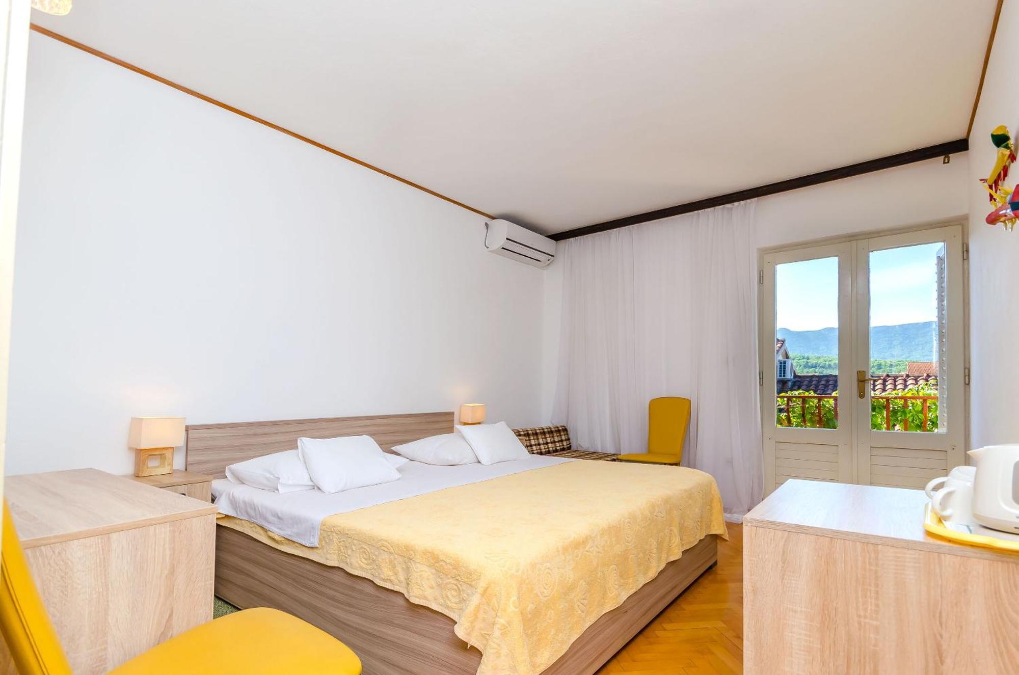 Apartments&Rooms Darinka Vrboska Buitenkant foto